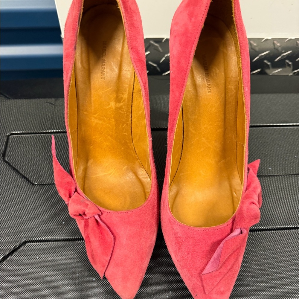 Elegant Pink Suede Heels with Bow by Isabel Marant